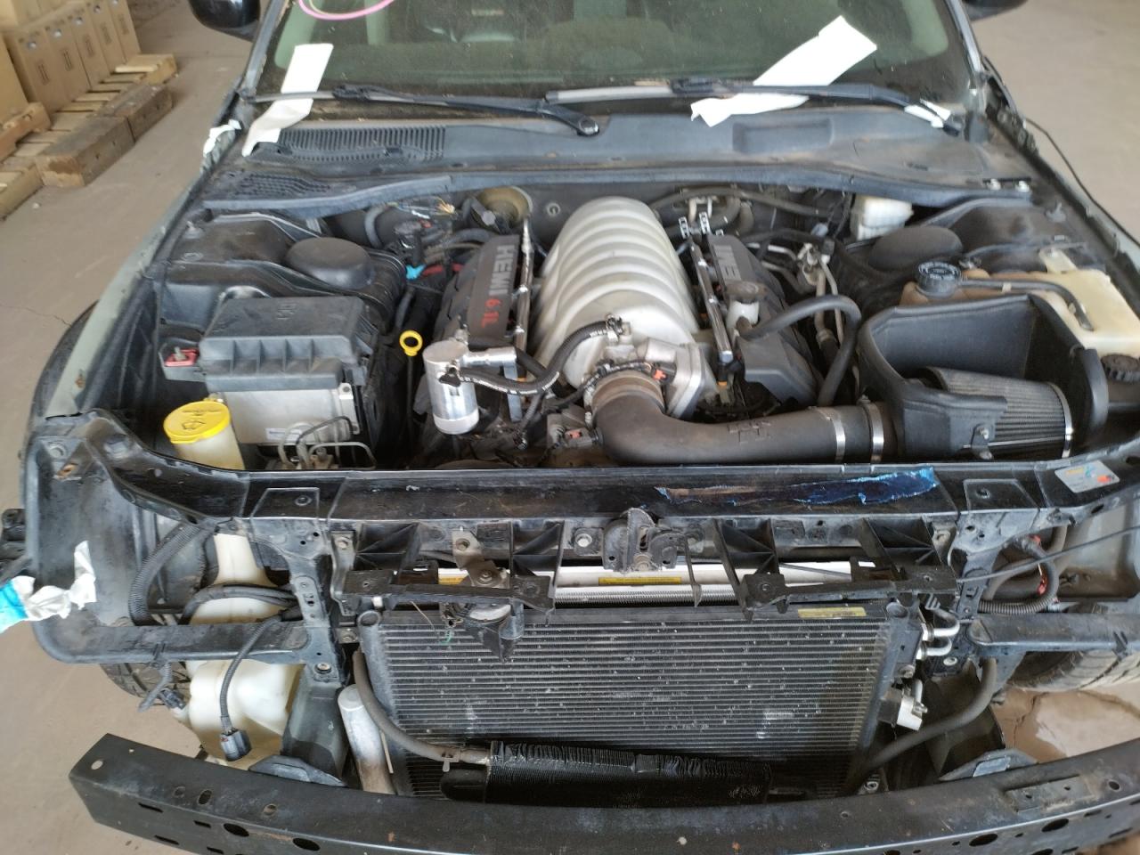Photo 7 from auction – 2006 CHRYSLER 300C SRT-8 with VIN 2C3KA73W76H340205