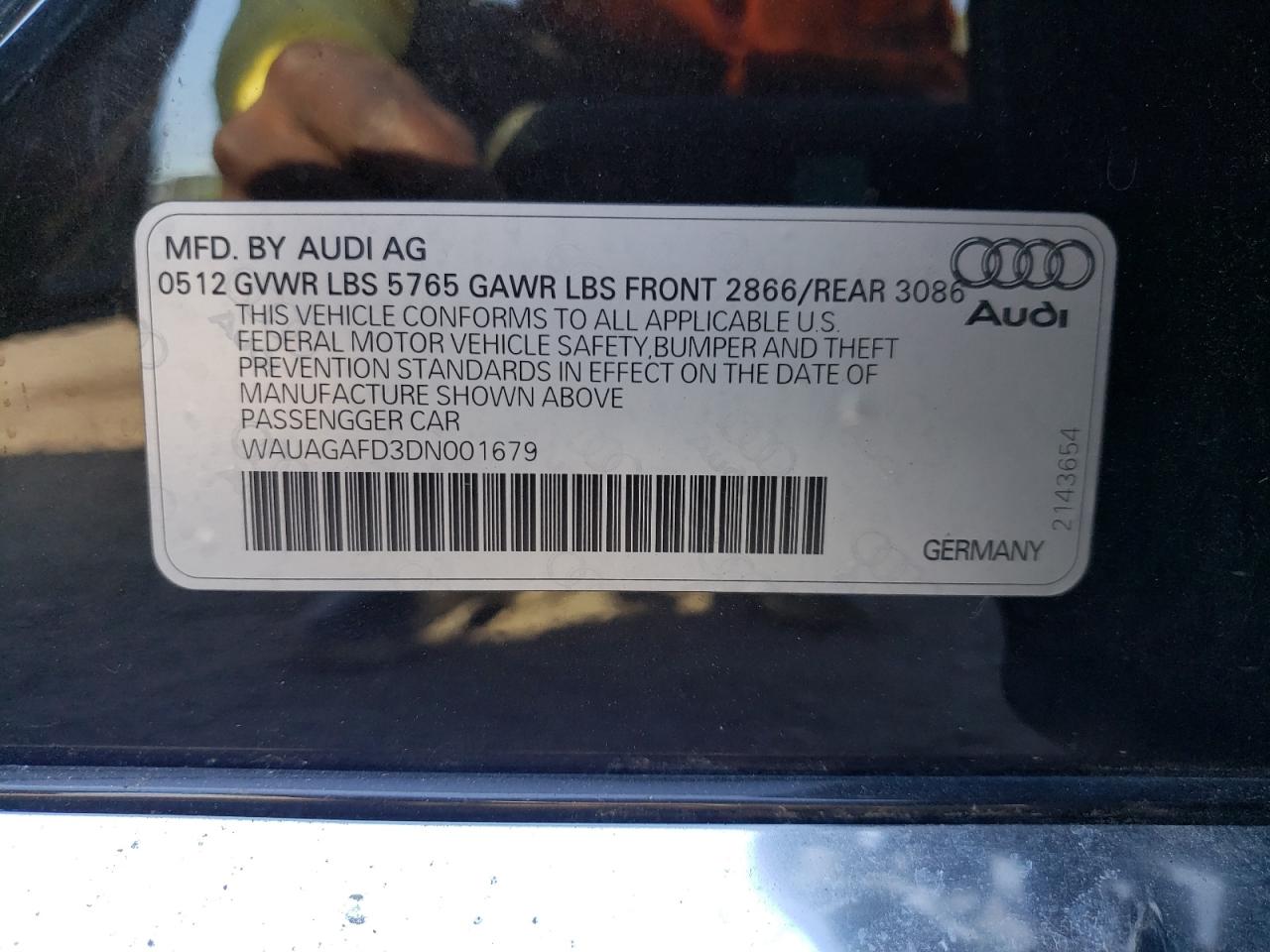 Photo 10 from auction – 2013 AUDI A8 QUATTRO with VIN WAUAGAFD3DN001679