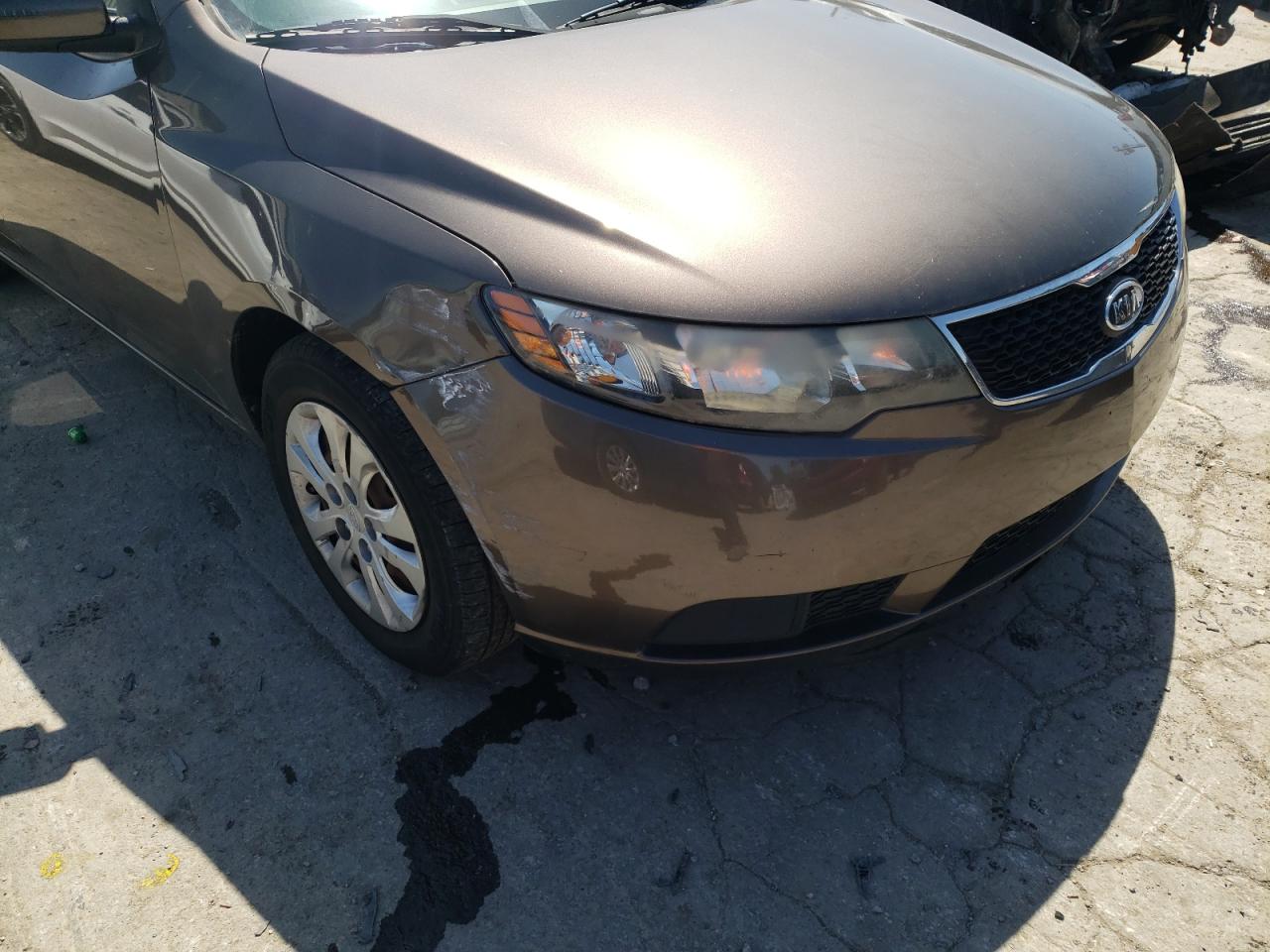 Photo 9 from auction – 2013 KIA FORTE EX with VIN KNAFU4A24D5695210