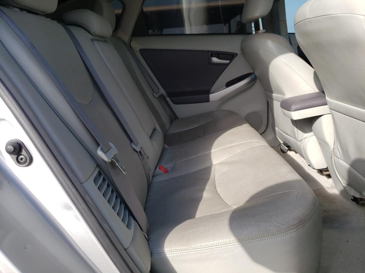 Photo 6 from auction – 2010 TOYOTA PRIUS with VIN JTDKN3DU6A1021410