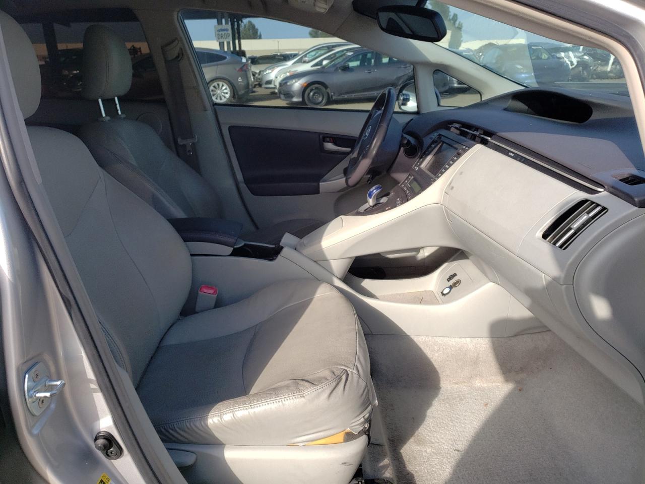 Photo 5 from auction – 2010 TOYOTA PRIUS with VIN JTDKN3DU6A1021410
