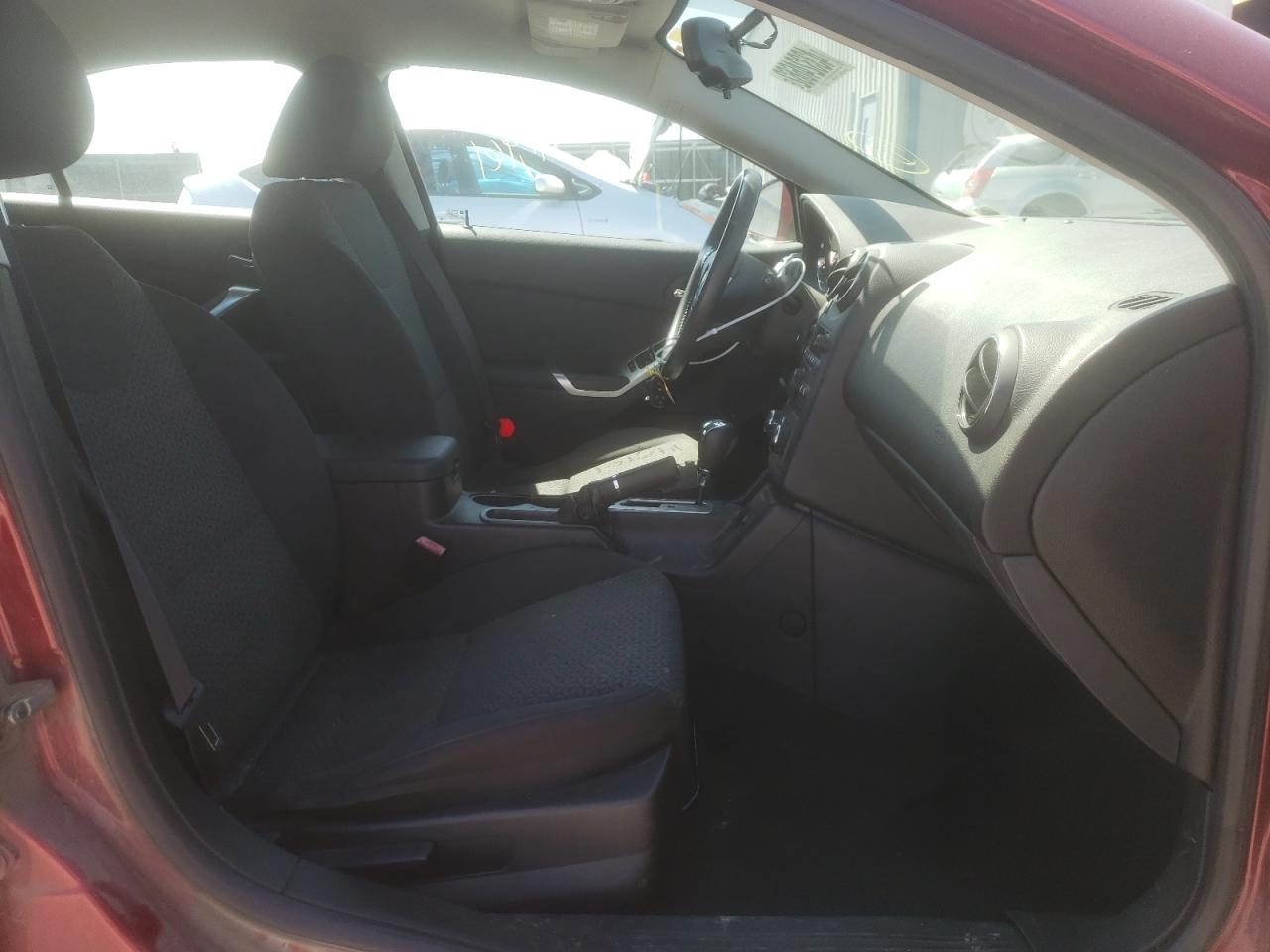 Photo 5 from auction – 2010 PONTIAC G6 with VIN 1G2ZA5E00A4105341