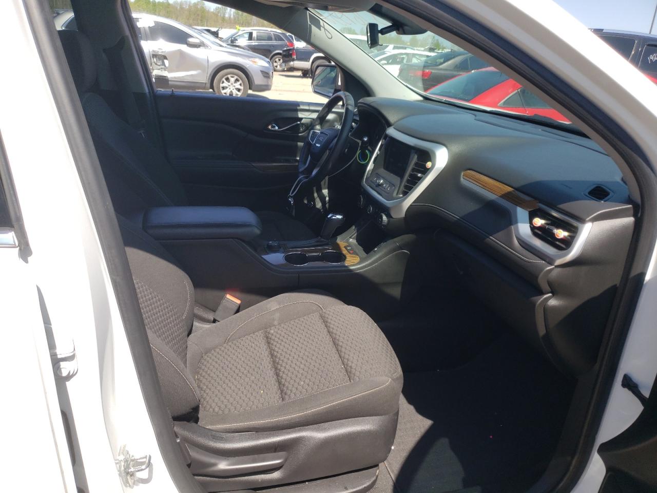 Photo 5 from auction – 2018 GMC ACADIA SLE with VIN 1GKKNLLS2JZ101325