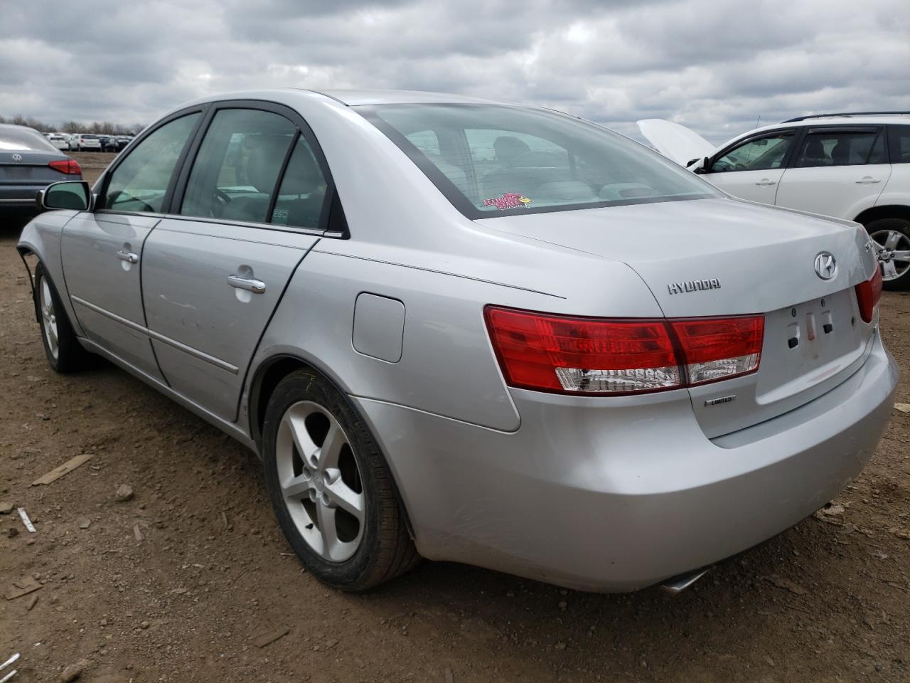 Photo 3 from auction – 2007 HYUNDAI SONATA SE with VIN 5NPEU46F47H182926
