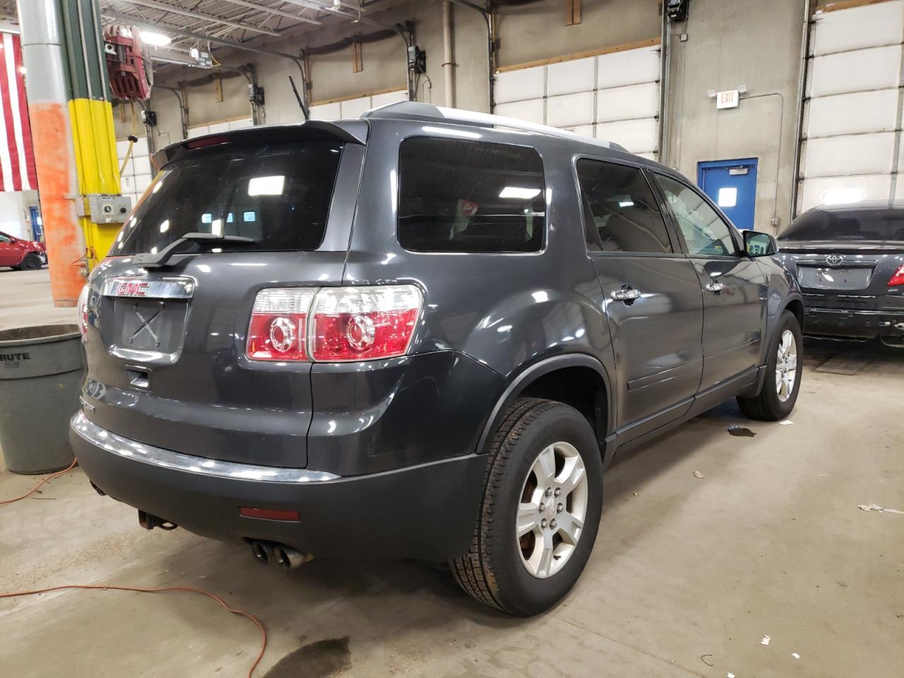 Photo 4 from auction – 2012 GMC ACADIA SLE with VIN 1GKKRNED2CJ252018