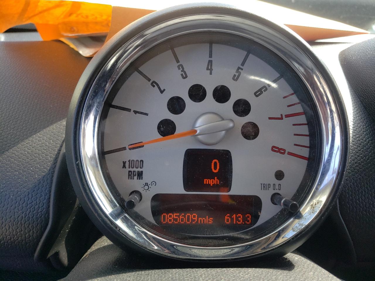 Photo 8 from auction – 2012 MINI COUNTRYMAN with VIN WMWZC5C59CWL62958