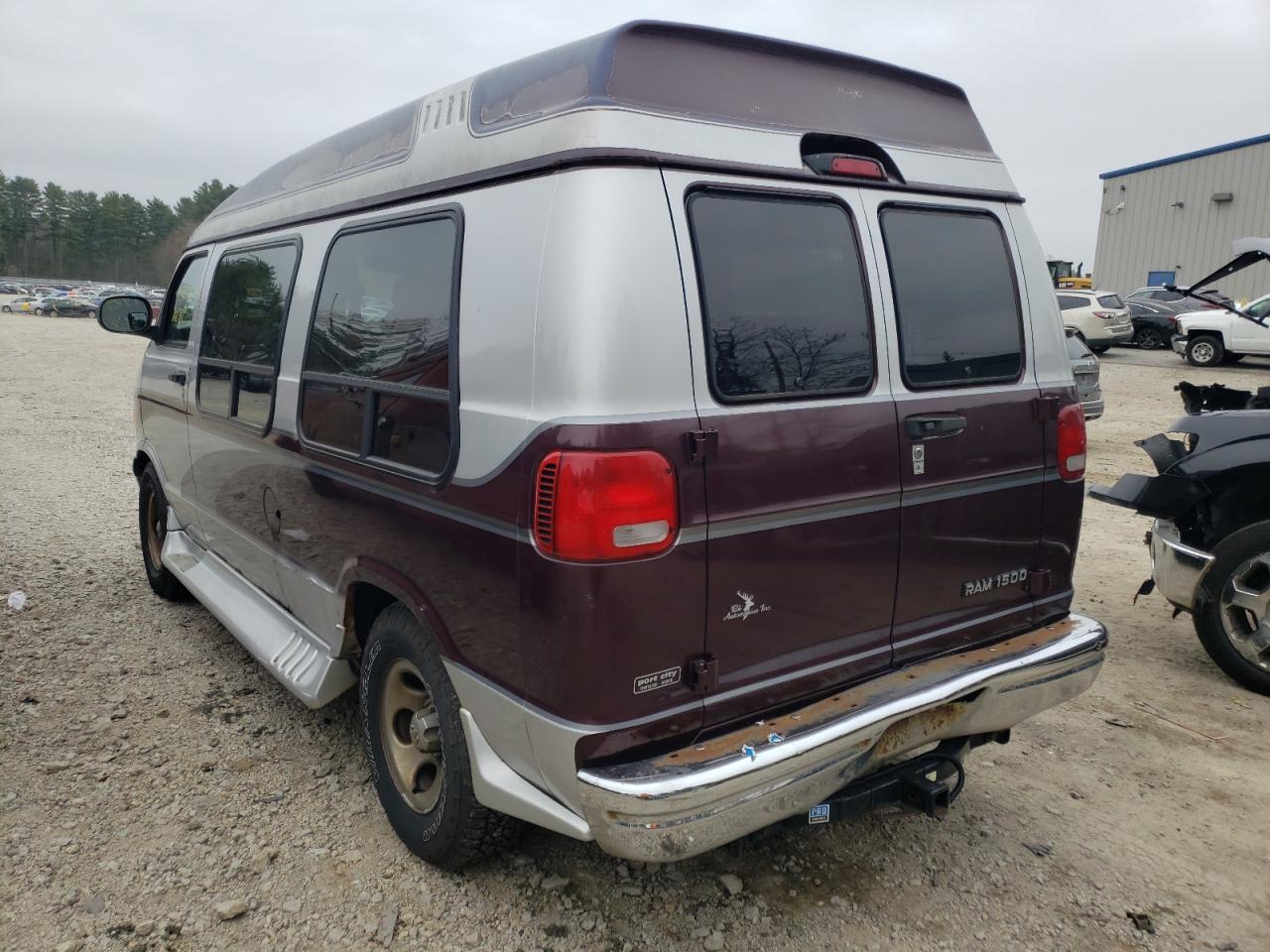 Photo 3 from auction – 2003 DODGE RAM VAN B1 with VIN 2D6WB11Y33K528207