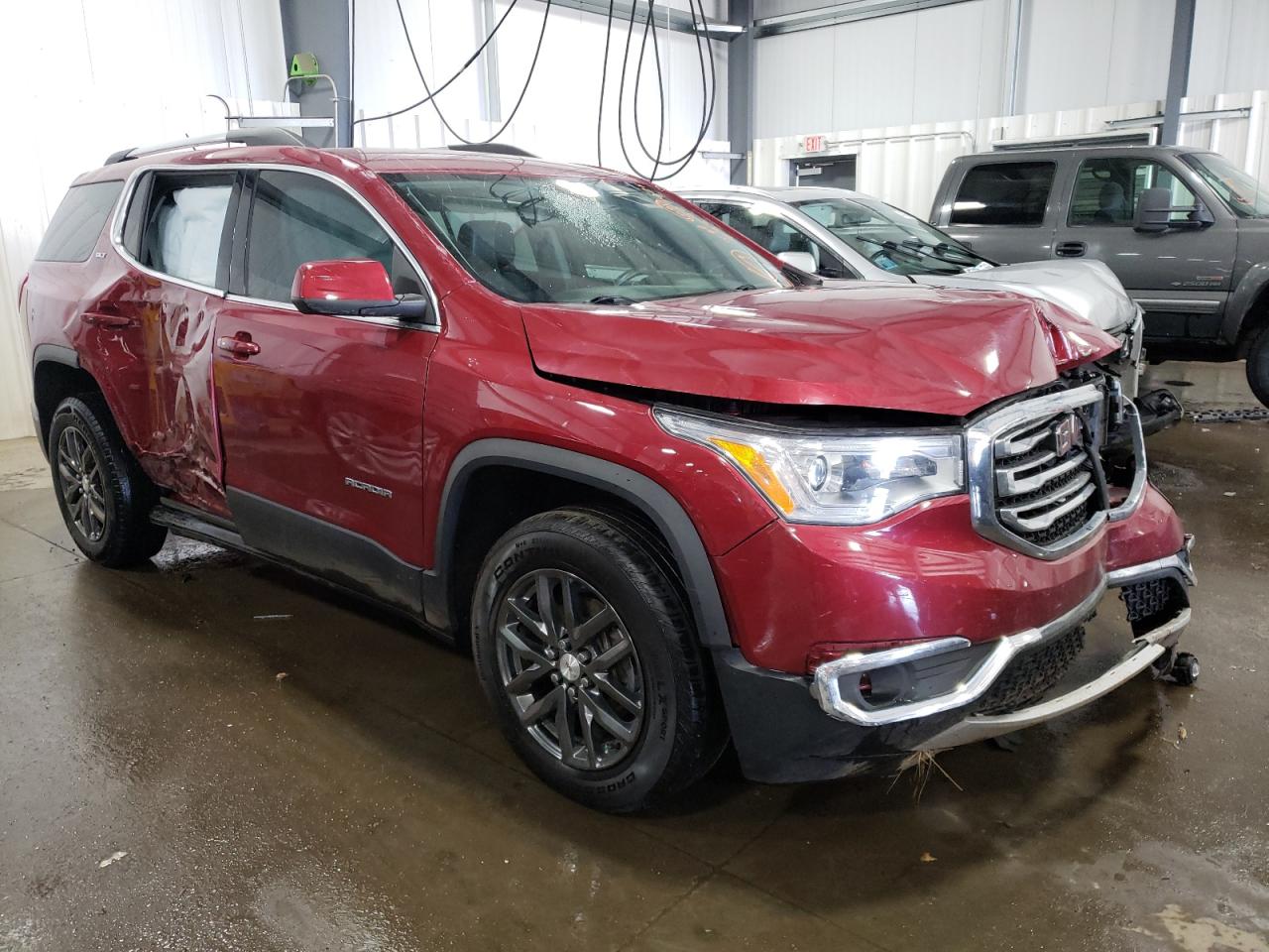 GMC ACADIA SLT 2019 with VIN 1GKKNMLS9KZ264805 - Photo from auction
