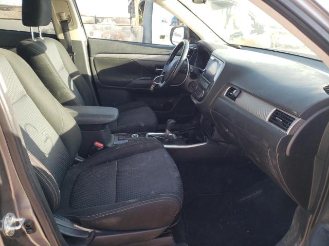 Photo 5 from auction – 2018 MITSUBISHI OUTLANDER with VIN JA4AZ3A30JJ005029