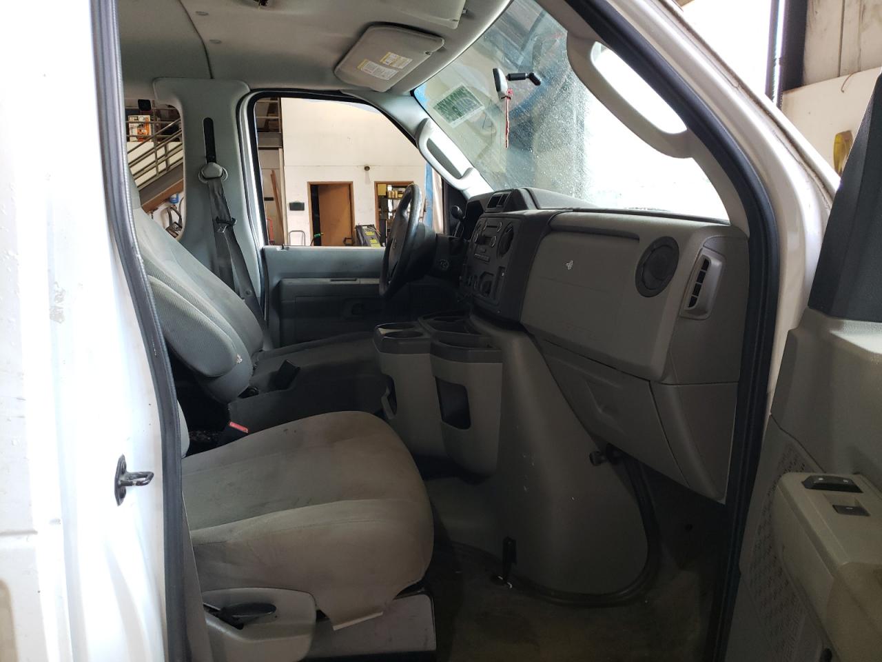 Photo 5 from auction – 2013 FORD ECONOLINE with VIN 1FBSS3BLXDDB05529