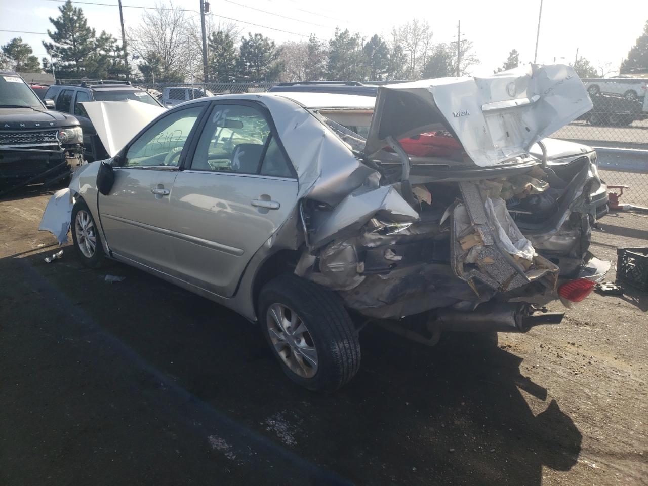 Photo 3 from auction – 2005 TOYOTA CAMRY LE with VIN 4T1BF32K95U094303