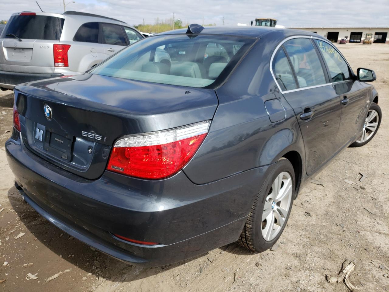 Photo 4 from auction – 2010 BMW 528 XI with VIN WBANV1C53AC443230