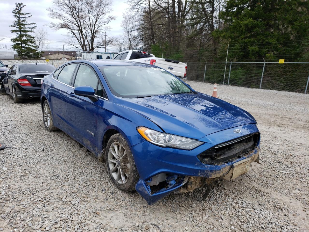 FORD FUSION SE 2017 with VIN 3FA6P0LU8HR380775 - Photo from auction
