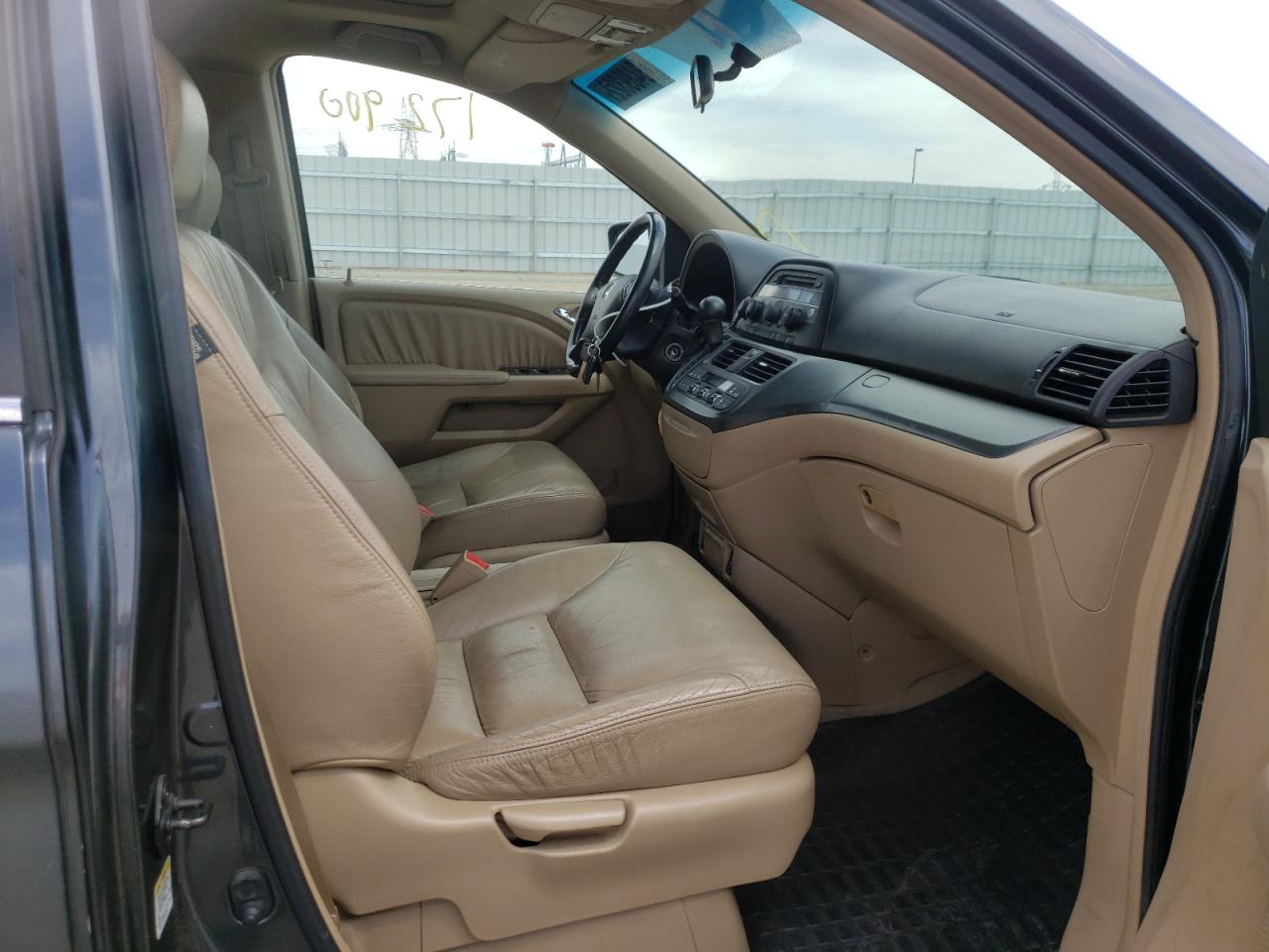 Photo 5 from auction – 2006 HONDA ODYSSEY EX with VIN 5FNRL38676B446679