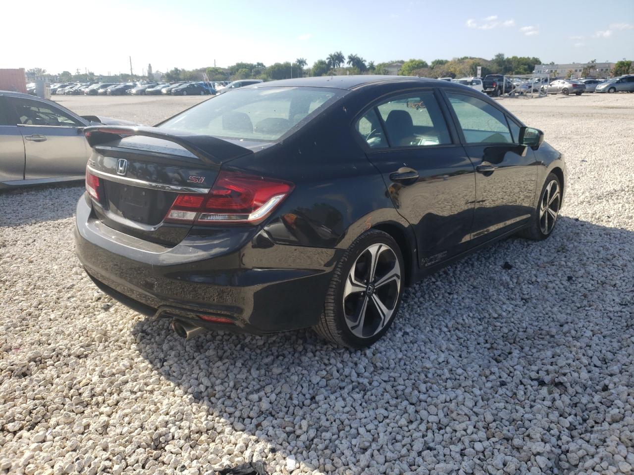 Photo 4 from auction – 2015 HONDA CIVIC SI with VIN 2HGFB6E53FH701133