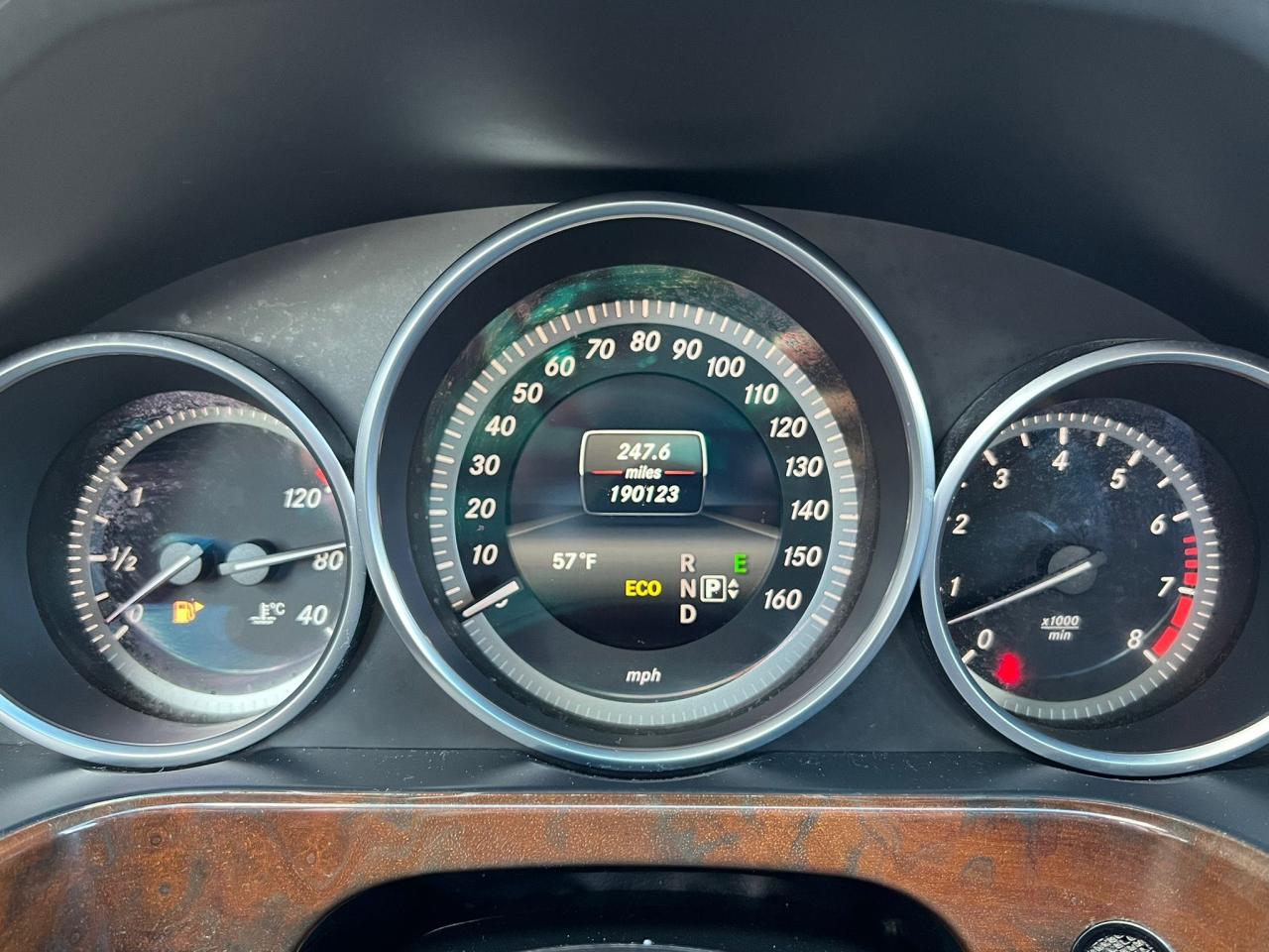 Photo 8 from auction – 2014 MERCEDES-BENZ E 350 4MAT with VIN WDDHF8JB5EA982051