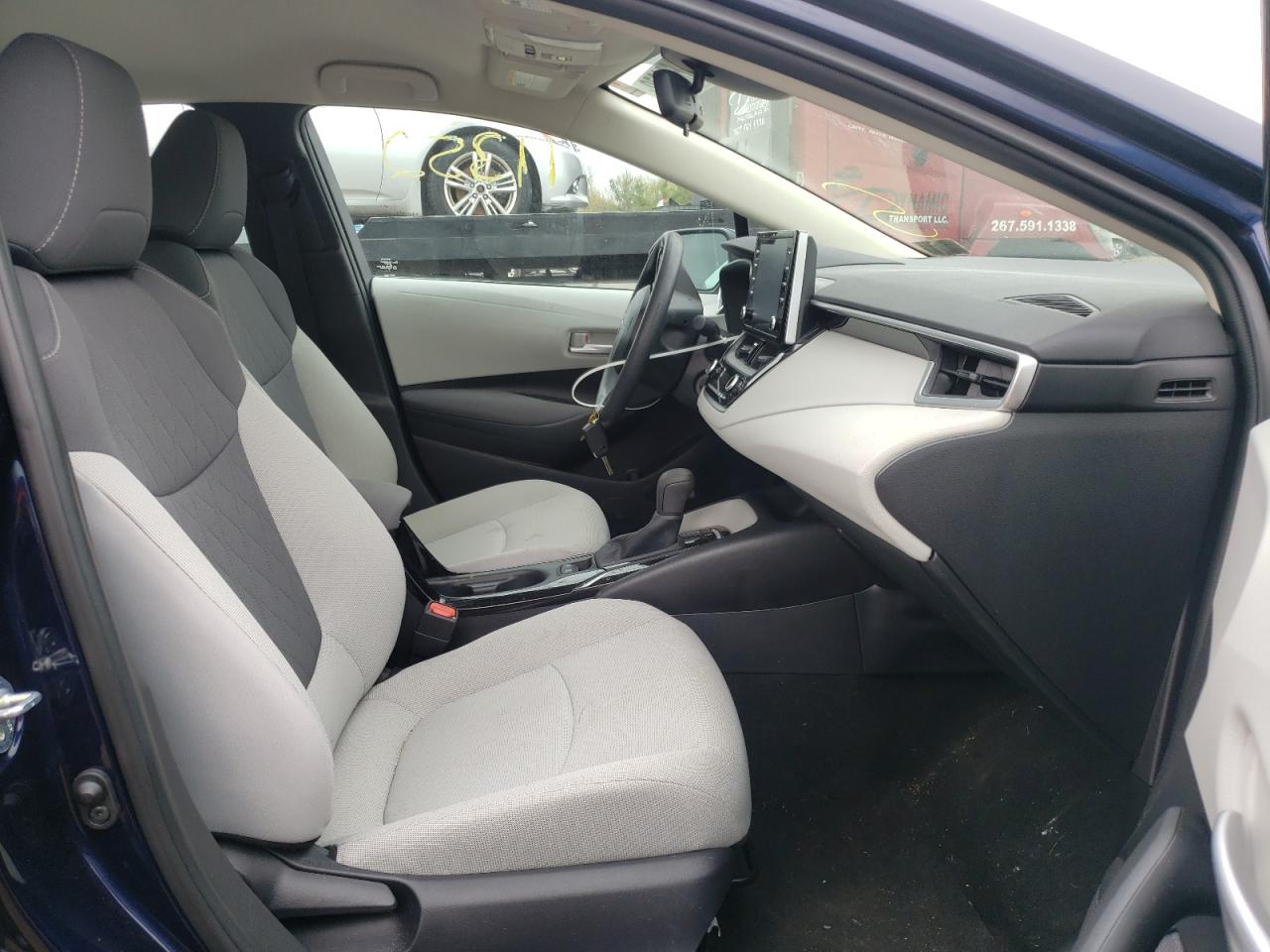 Photo 5 from auction – 2020 TOYOTA COROLLA LE with VIN 5YFEPRAE6LP125725