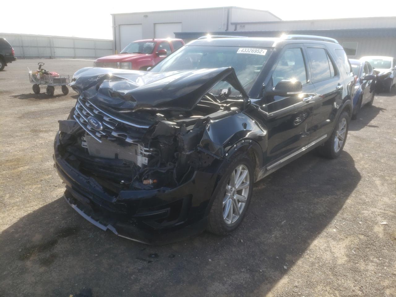 Photo 2 from auction – 2016 FORD EXPLORER L with VIN 1FM5K8F84GGB27813