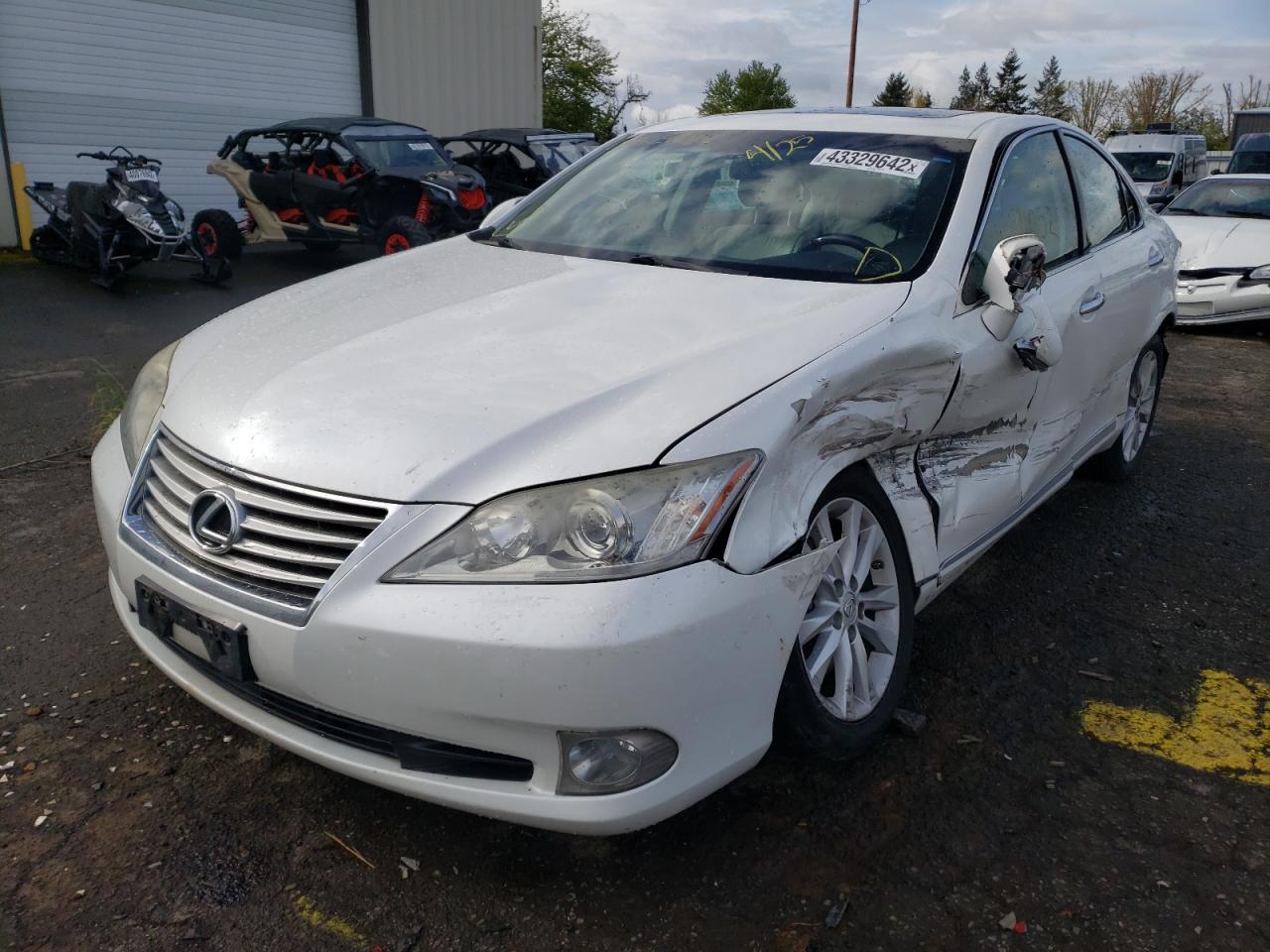 Photo 2 from auction – 2011 LEXUS ES 350 with VIN JTHBK1EG0B2421317