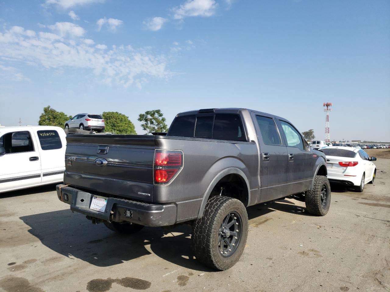 Photo 4 from auction – 2011 FORD F150 SUPER with VIN 1FTFW1EF7BKD21360