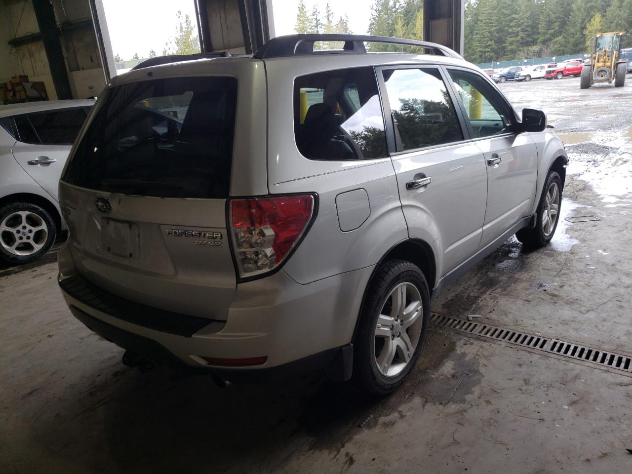 Photo 4 from auction – 2010 SUBARU FORESTER 2 with VIN JF2SH6DC4AH742530