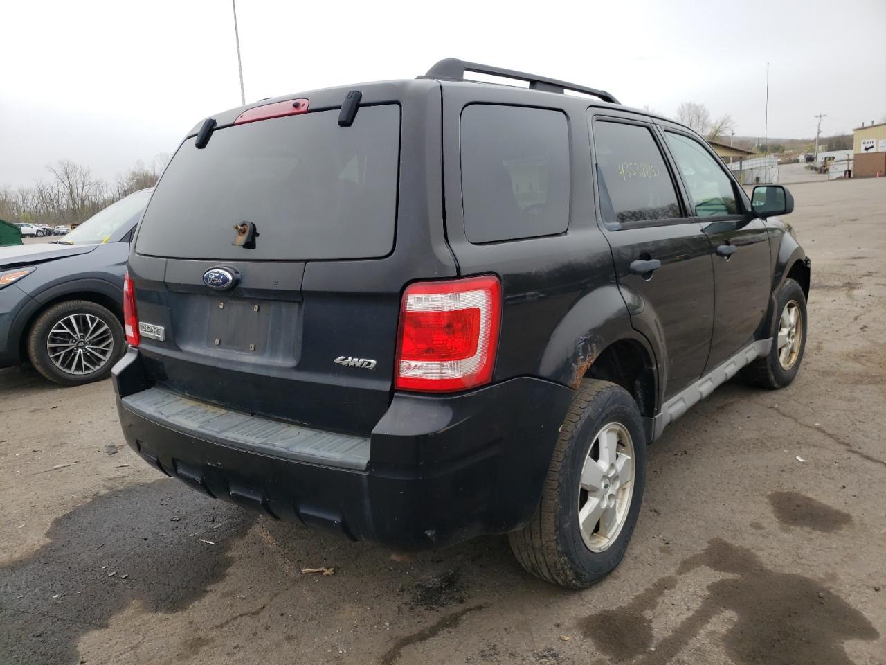 Photo 4 from auction – 2009 FORD ESCAPE XLT with VIN 1FMCU93G49KC25582