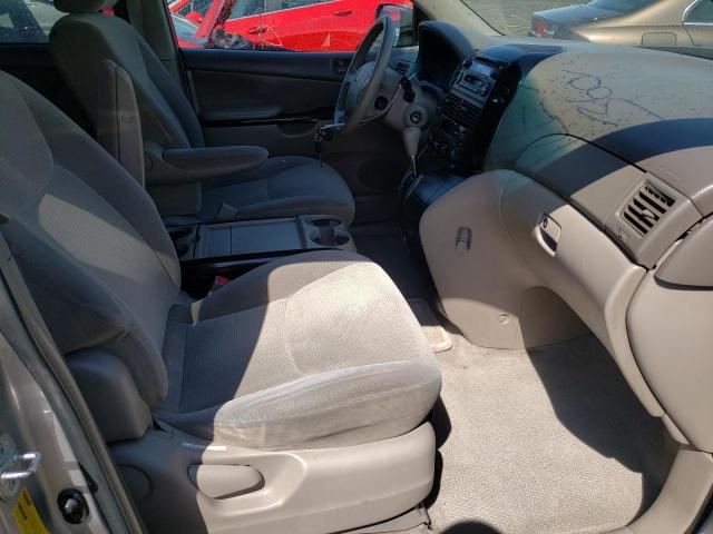 Photo 5 from auction – 2004 TOYOTA SIENNA CE with VIN 5TDZA23C84S015709
