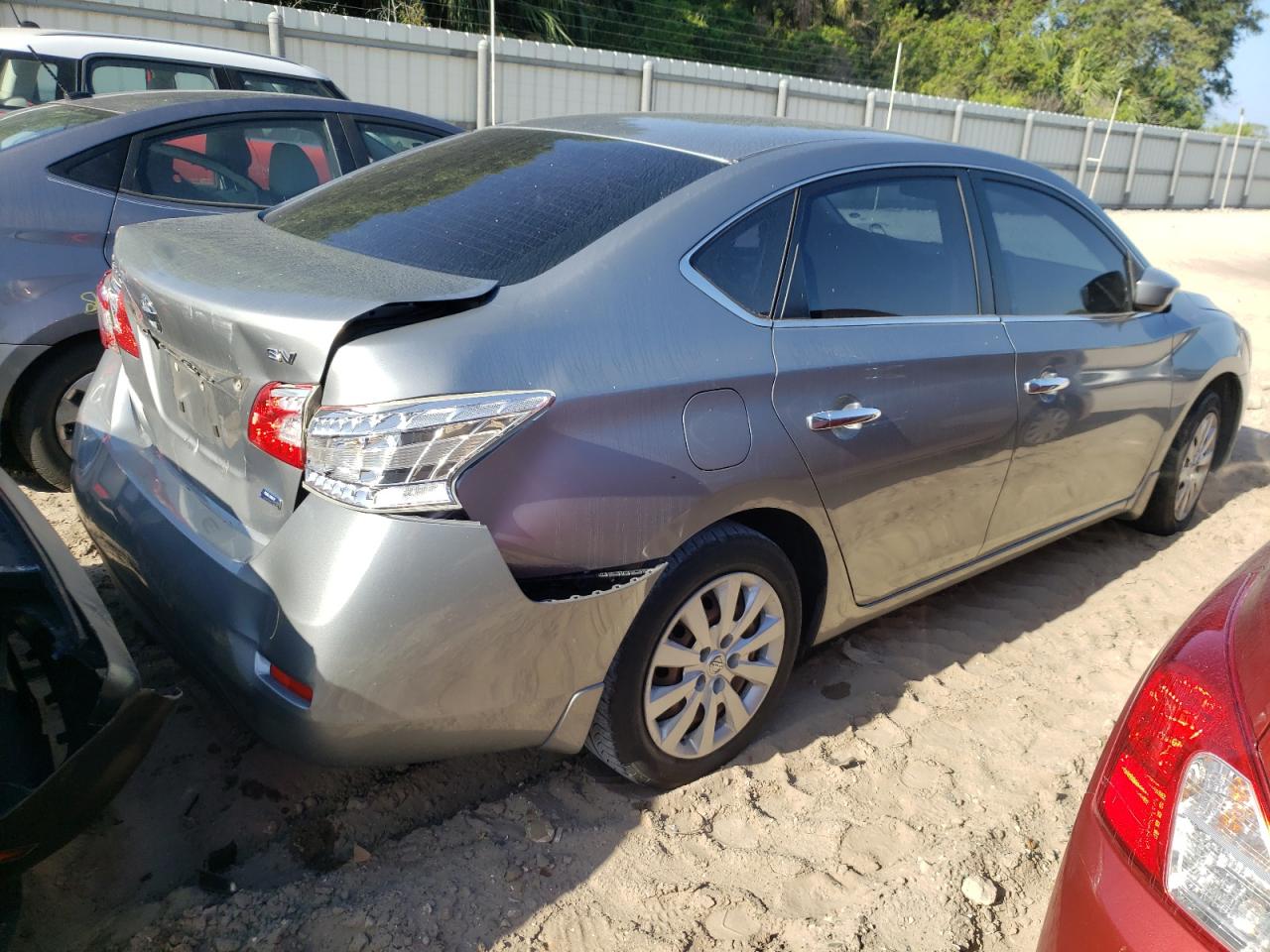 Photo 4 from auction – 2014 NISSAN SENTRA S with VIN 3N1AB7AP8EL607182