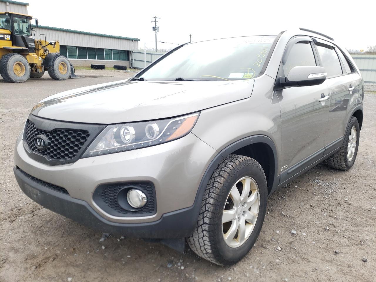 Photo 2 from auction – 2011 KIA SORENTO BA with VIN 5XYKTDA15BG133543