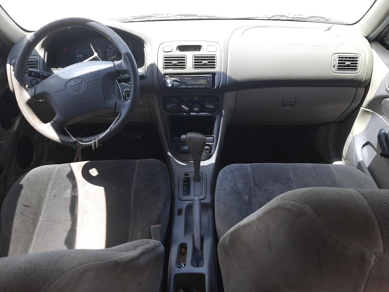 Photo 9 from auction – 2001 TOYOTA COROLLA CE with VIN 1NXBR12E01Z451593