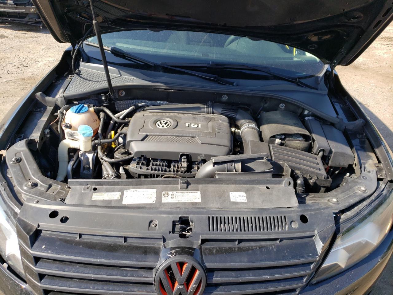 Photo 7 from auction – 2014 VOLKSWAGEN PASSAT S with VIN 1VWAT7A3XEC080973