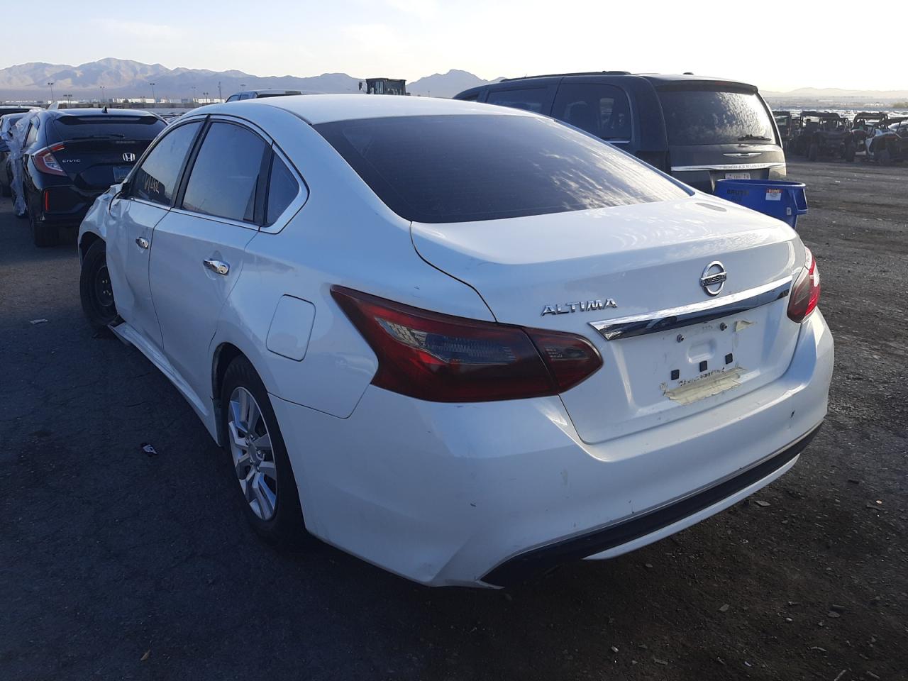 Photo 3 from auction – 2016 NISSAN ALTIMA 2.5 with VIN 1N4AL3AP2GC180590