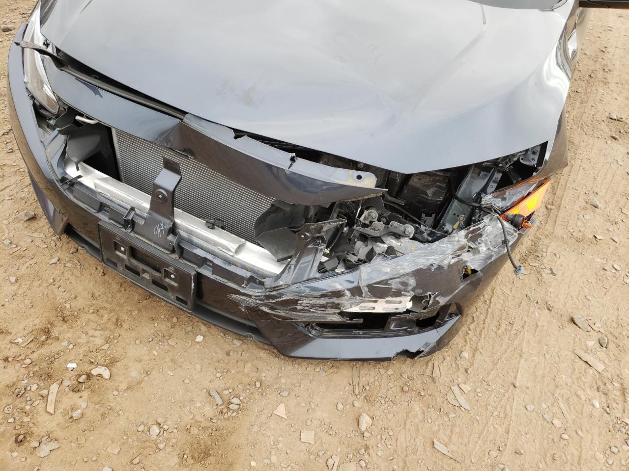 Photo 9 from auction – 2018 HONDA CIVIC EX with VIN 2HGFC2F75JH571693