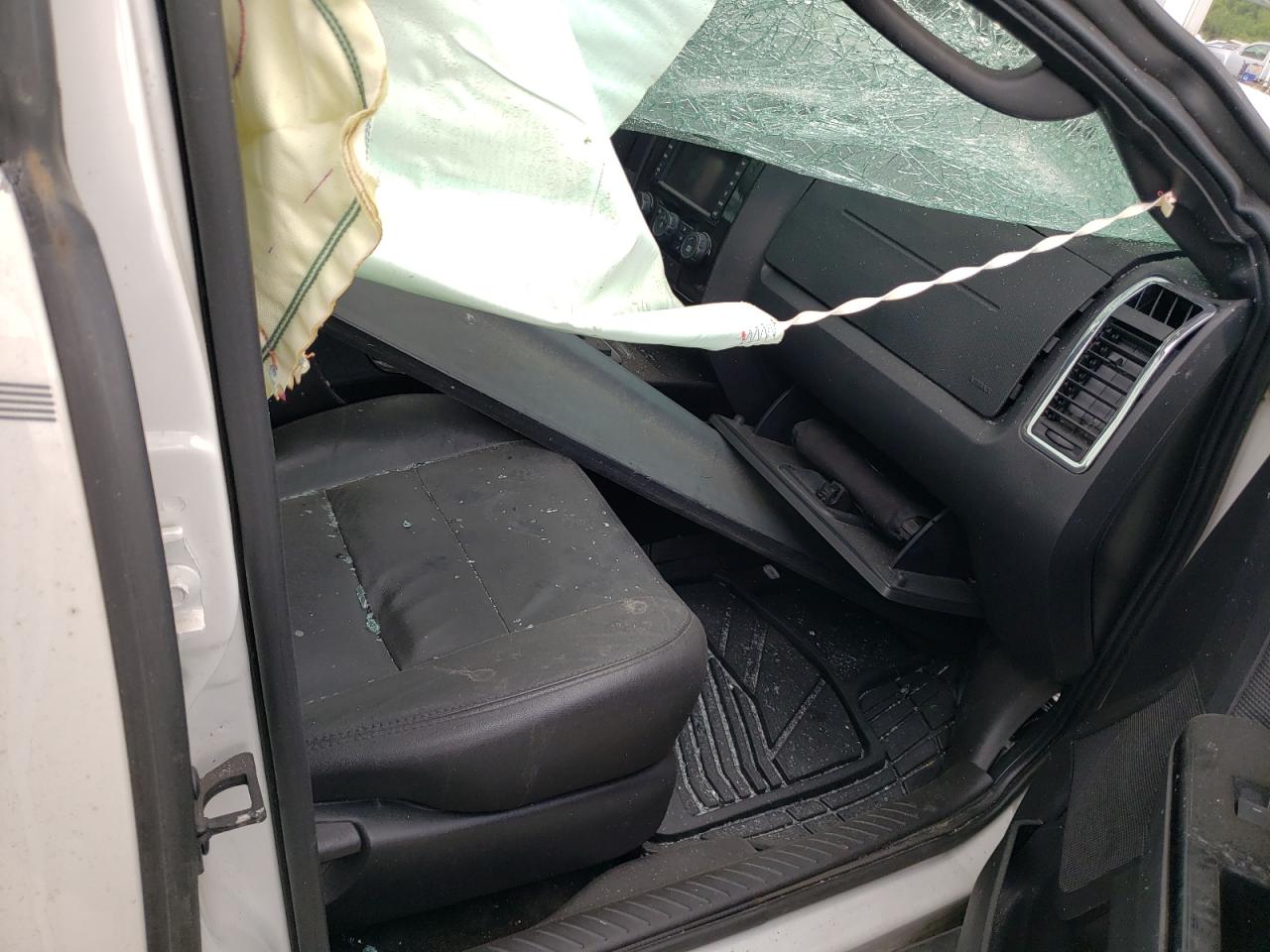 Photo 5 from auction – 2012 FORD ESCAPE LIM with VIN 1FMCU0EG3CKC23418