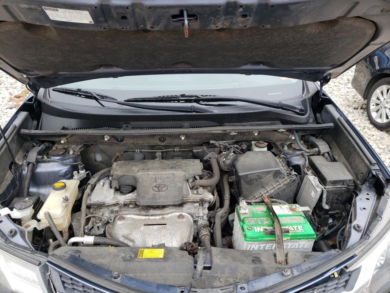 Photo 7 from auction – 2013 TOYOTA RAV4 LE with VIN JTMBFREV2D5002986