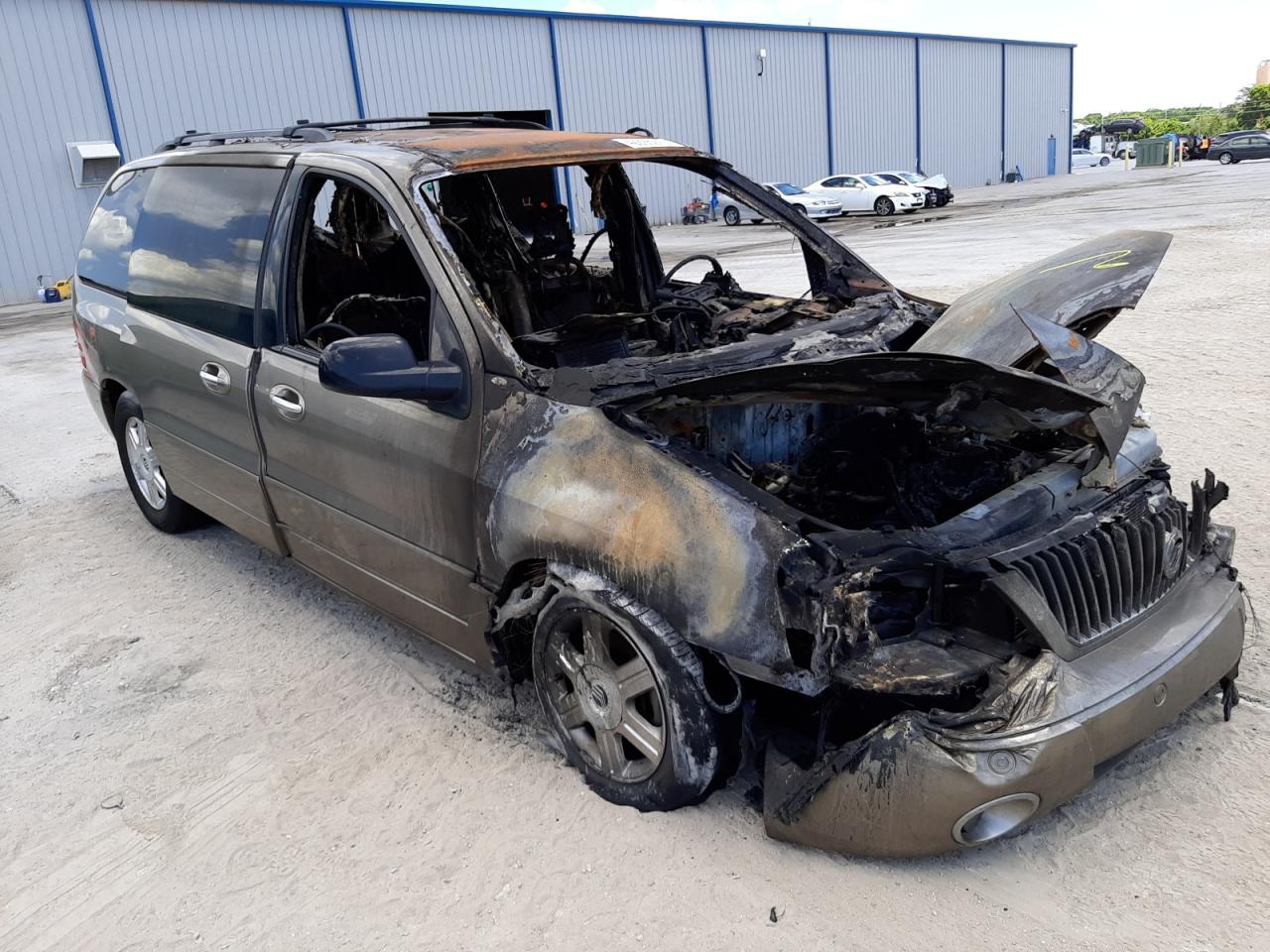 MERCURY MONTEREY 2004 with VIN 2MRDA20244BJ20347 - Photo from auction