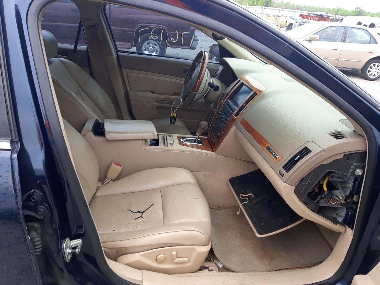 Photo 5 from auction – 2007 CADILLAC STS with VIN 1G6DW677X70162835