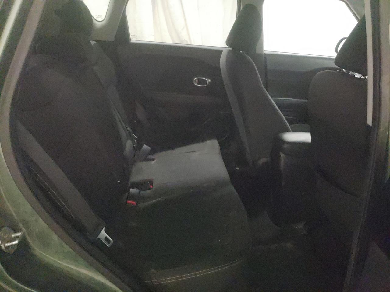 Photo 6 from auction – 2014 KIA SOUL with VIN KNDJN2A20E7020684