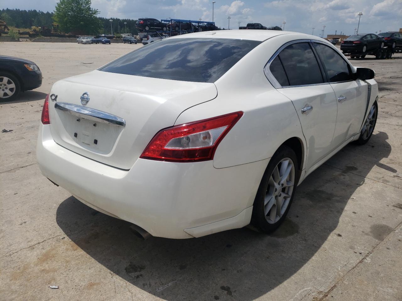 Photo 4 from auction – 2010 NISSAN MAXIMA S with VIN 1N4AA5AP5AC830165