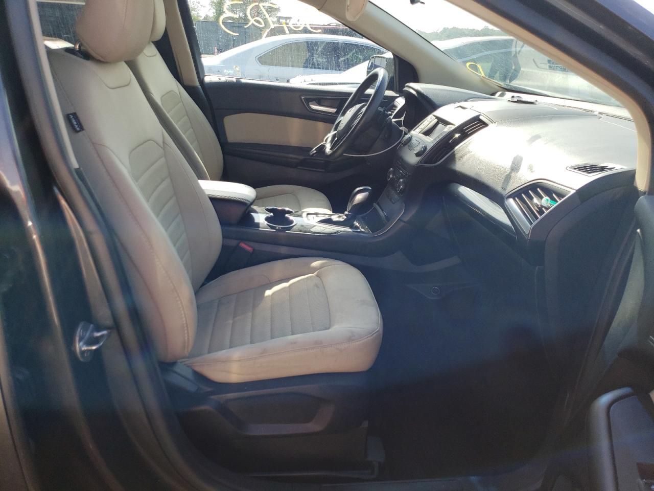 Photo 5 from auction – 2016 FORD EDGE SE with VIN 2FMPK3G97GBB83805