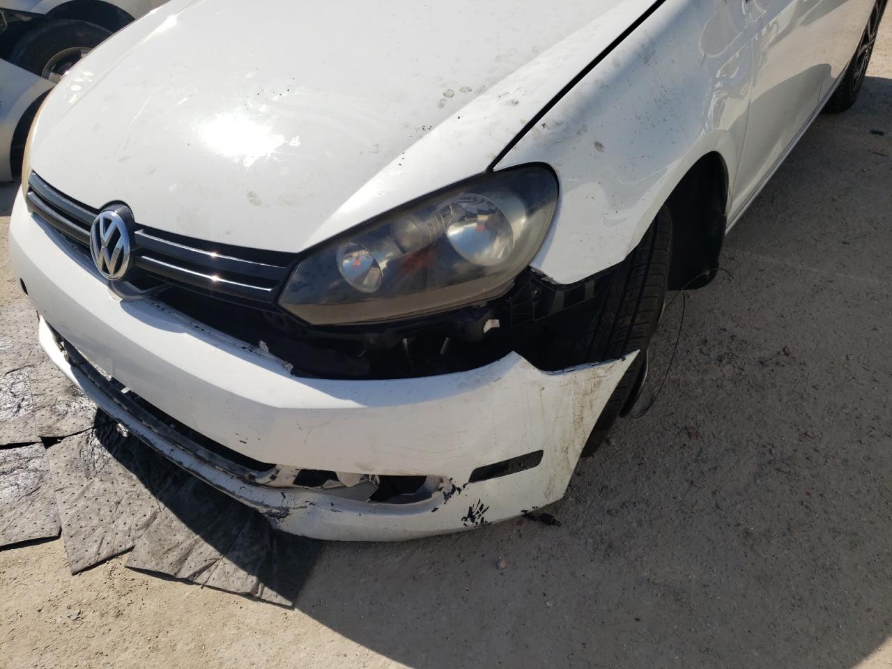 Photo 9 from auction – 2010 VOLKSWAGEN GOLF with VIN WVWDA7AJ1AW095889