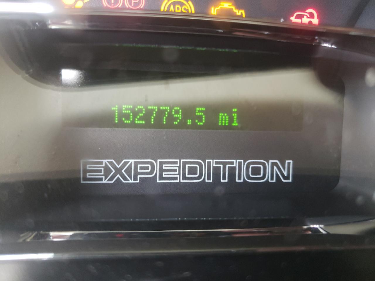 Photo 8 from auction – 2011 FORD EXPEDITION with VIN 1FMJK1H50BEF18079