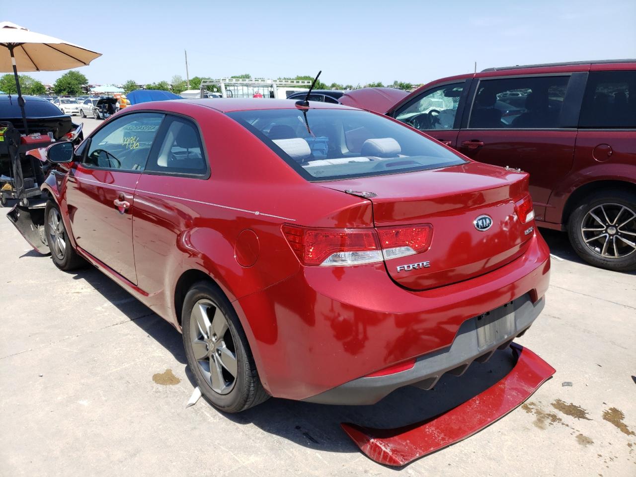 Photo 3 from auction – 2010 KIA FORTE EX with VIN KNAFU6A29A5255782