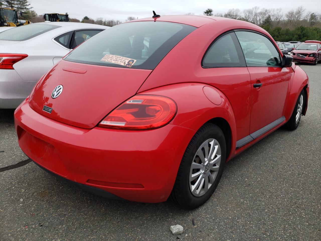 Photo 4 from auction – 2012 VOLKSWAGEN BEETLE with VIN 3VWFP7AT2CM646646