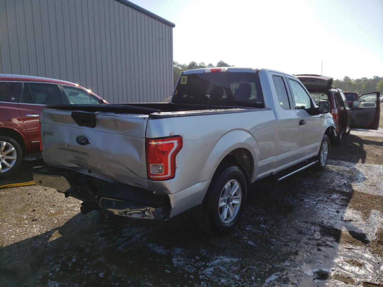 Photo 4 from auction – 2016 FORD F150 SUPER with VIN 1FTEX1C86GFD10668