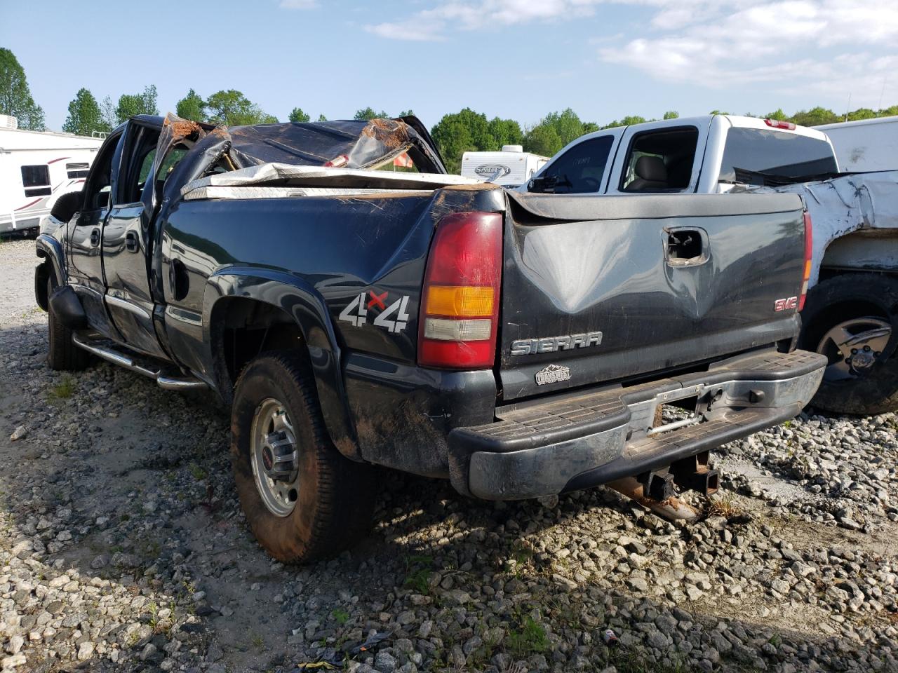 Photo 3 from auction – 2003 GMC SIERRA K25 with VIN 1GTHK23113F164422