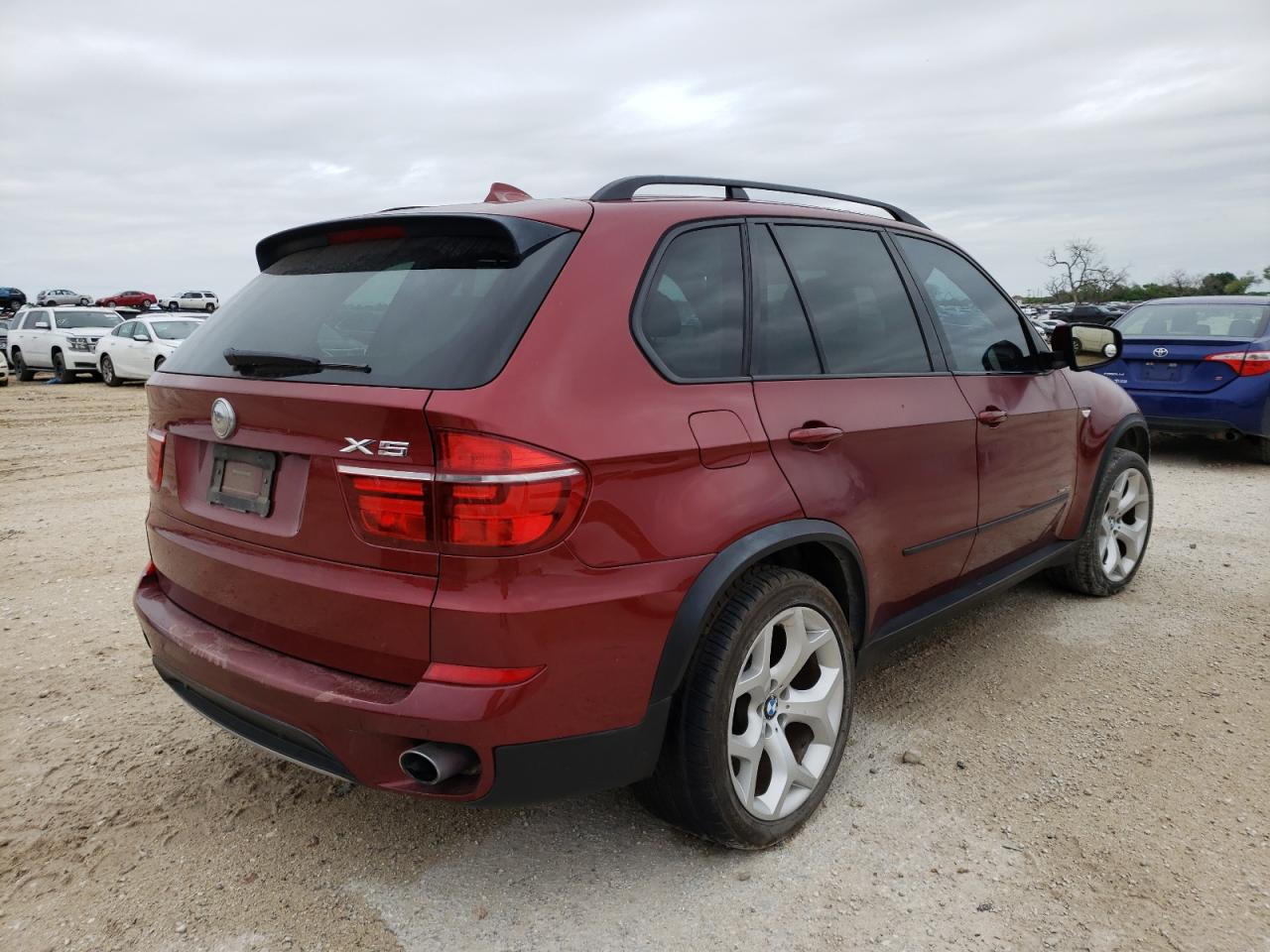 Photo 4 from auction – 2011 BMW X5 XDRIVE3 with VIN 5UXZV4C57BL402668