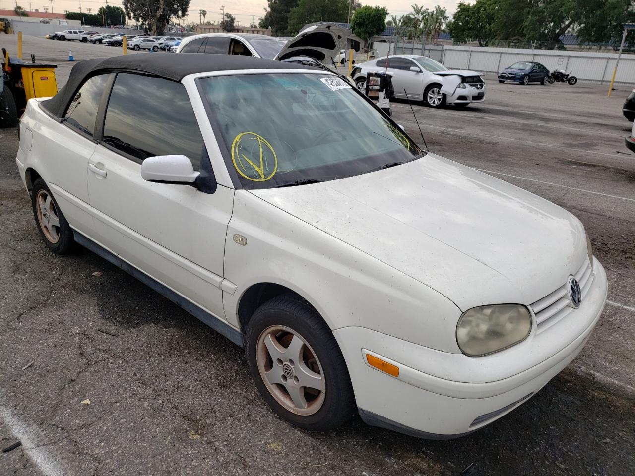 VOLKSWAGEN CABRIO GLS 2000 with VIN 3VWDC21VXYM805525 - Photo from auction