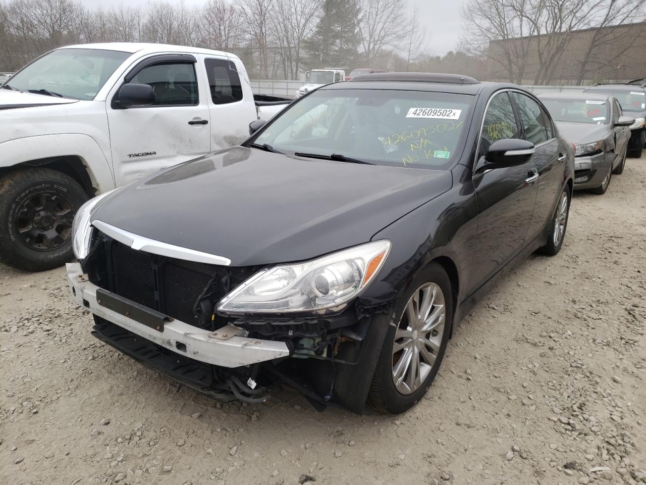 Photo 2 from auction – 2012 HYUNDAI GENESIS 3. with VIN KMHGC4DD1CU184397