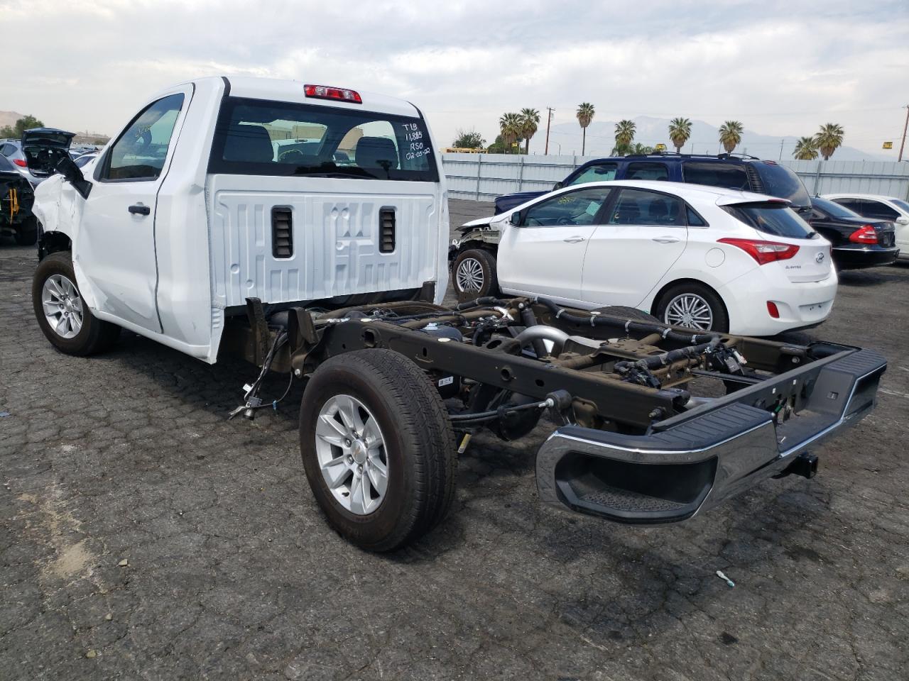 Photo 3 from auction – 2021 CHEVROLET SILVERADO with VIN 3GCNWAEF2MG435496